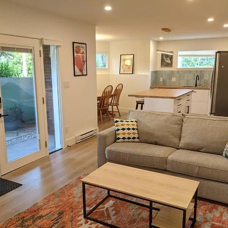 Bright Modern 1Br Suite In Sooke Village Core المظهر الخارجي الصورة